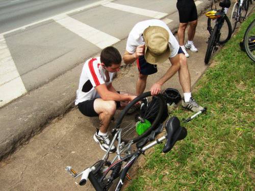 Rodovia Castello Branco. Outubro de 2011.